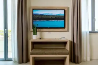 Palace Lido Hotel & Suites