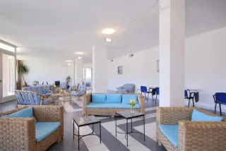 Villaggio Turistico La Cecinella