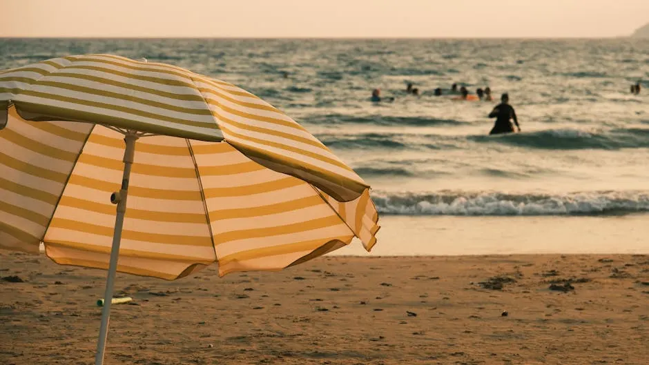 Follonica: il mare e la storia