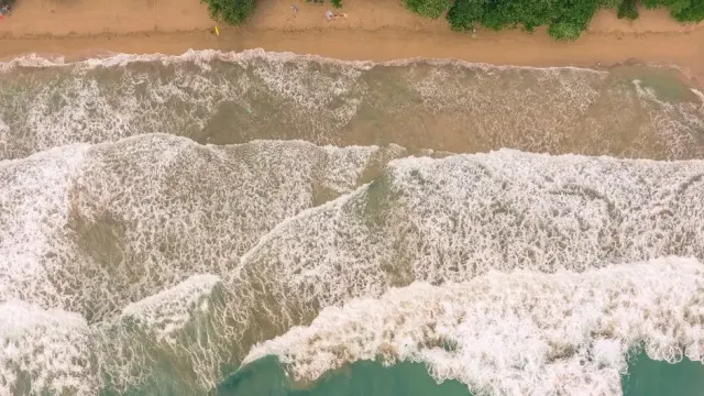 Relax e divertimento nelle spiagge della Costa degli Etruschi